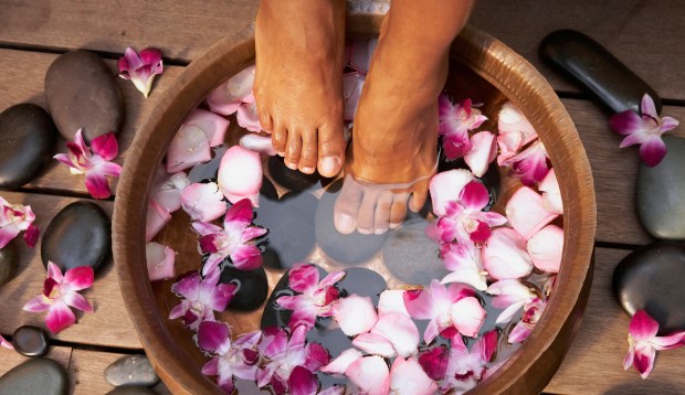 Can Soaking Your Feet in Hot Water Really Nix a Headache? Here's What Head Pain...