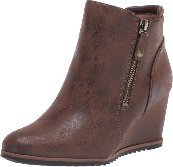 naturalizer hailey wedge booties with arch support