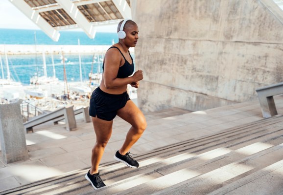 These 4 Benefits of HIIT for Runners Will Convince You to Add It to Your...