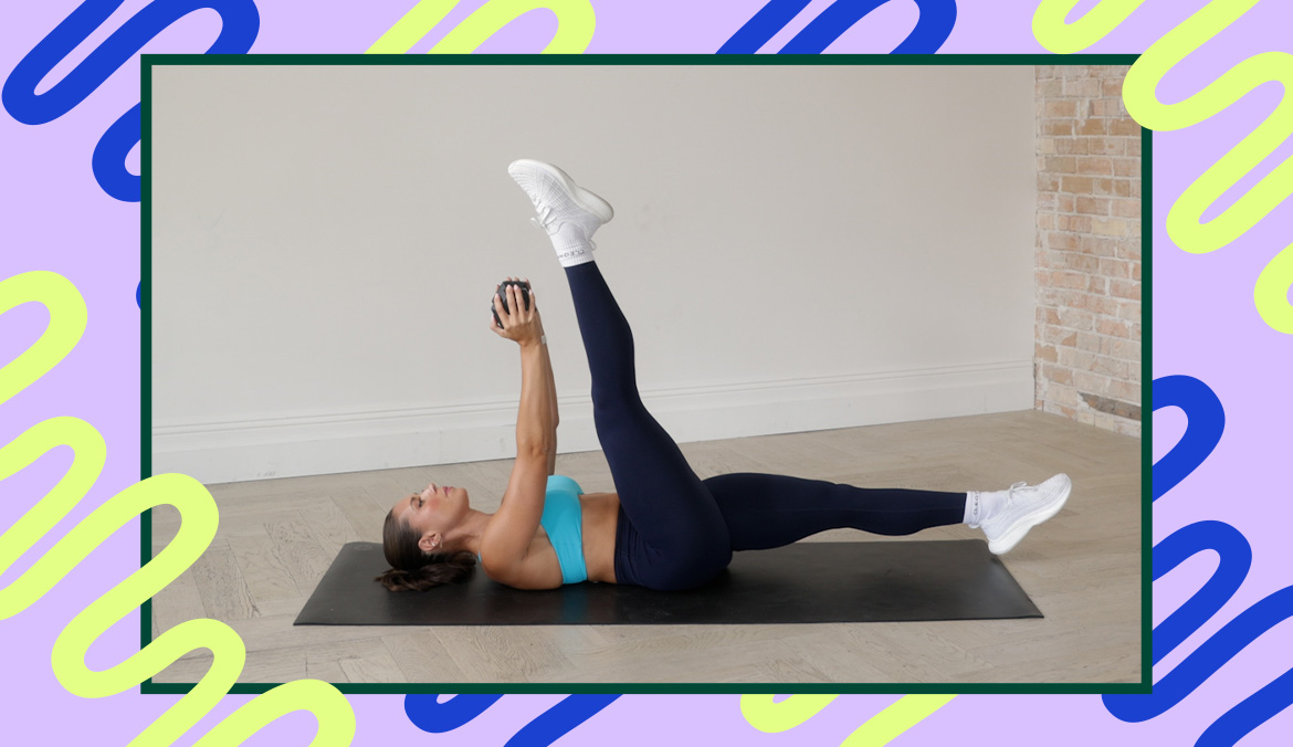 This 20-Minute Glutes and Abs Workout Proves They’re the Perfect Powerhouse Pair