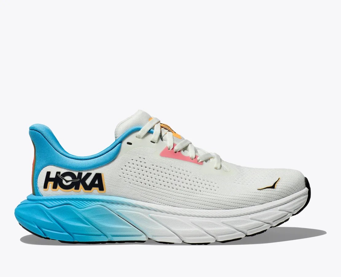 hoka arahi sneaker