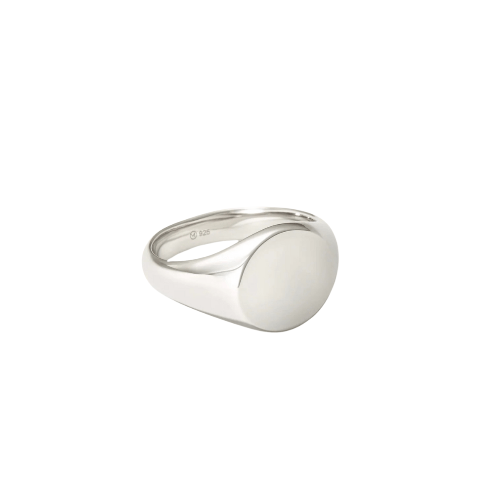 Mejuri Bold Round Signet Ring